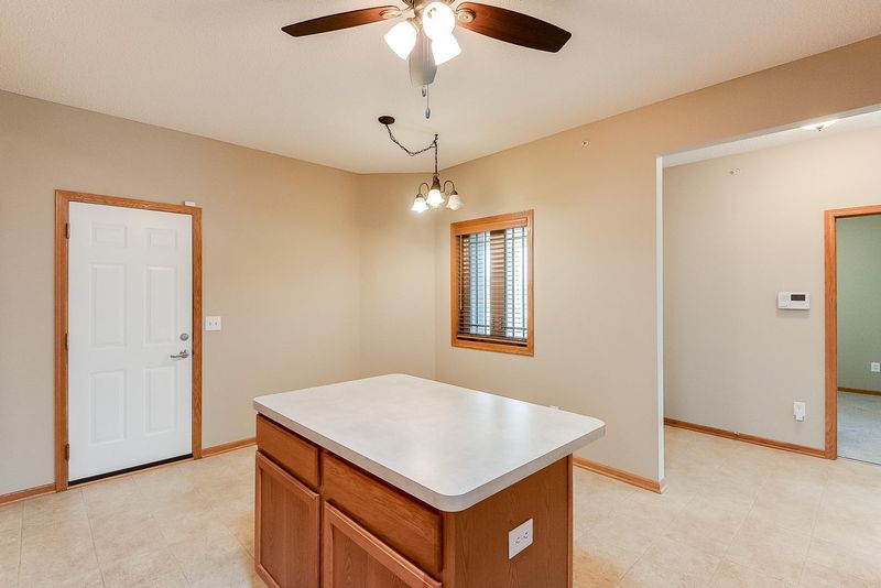 6625 98th Ln N, Brooklyn Park, MN 55445