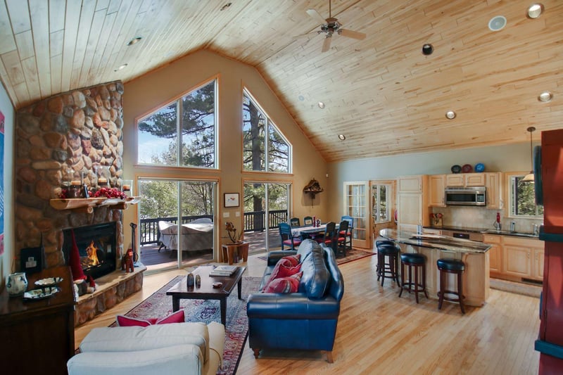 13736 N Coyote Dr, Minong, WI 54859