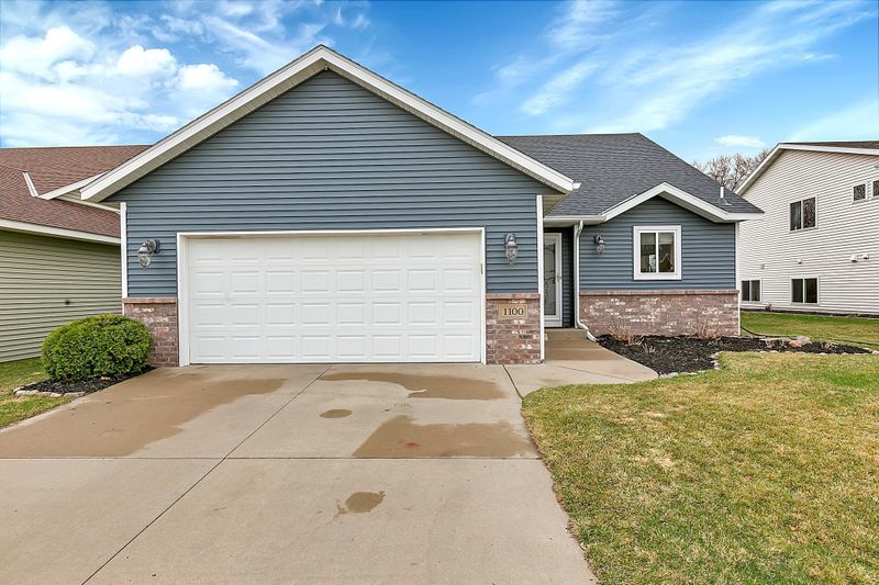 1100 Orchid Dr NE, Sauk Rapids, MN 56379