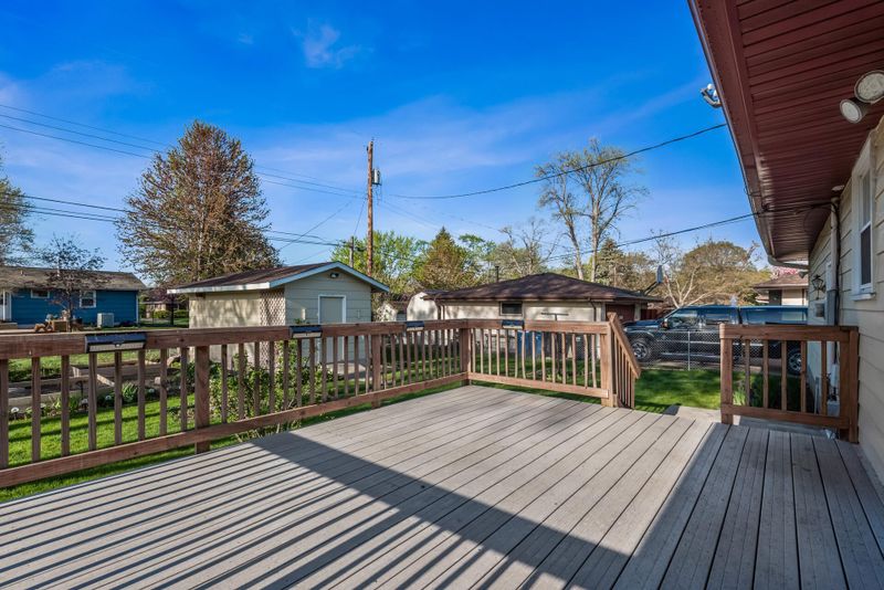 184 River Edge Way NE, Fridley, MN 55432