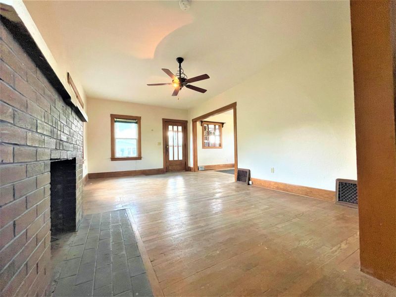 115 Record St, Mankato, MN 56001