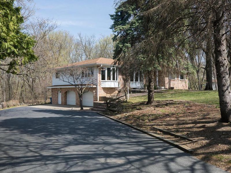 1445 Dolores Ln, Eagan, MN 55122
