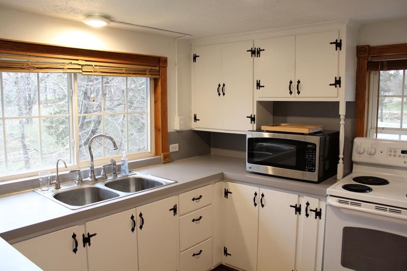 15935 Cushing Rd, Paynesville, MN 56362