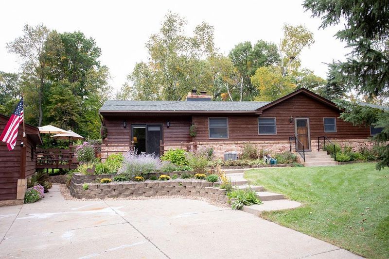 9704 Manning Ave N, Stillwater, MN 55082