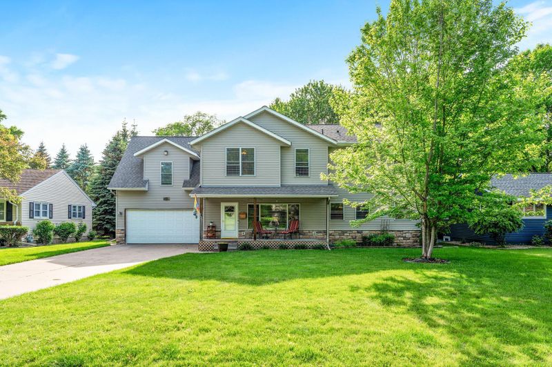 3432 Harding St NE, Saint Anthony, MN 55418