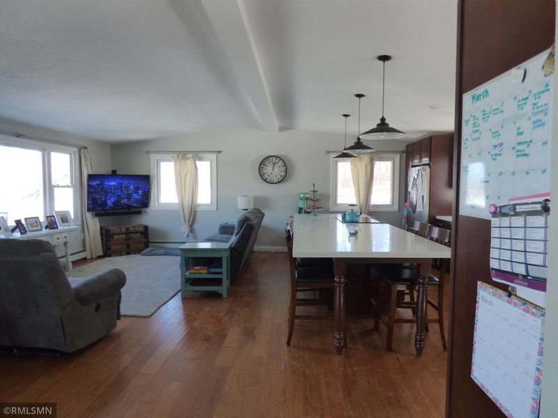 31805 110th St, Waseca, MN 56093