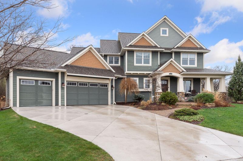 11646 Aster Pl, Woodbury, MN 55129