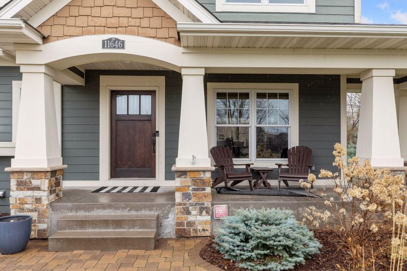 11646 Aster Pl, Woodbury, MN 55129