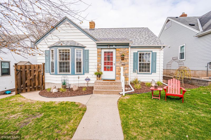 5353 Columbus Ave S, Minneapolis, MN 55417