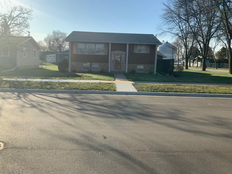 101 Pine Ave N, Canby, MN 56220