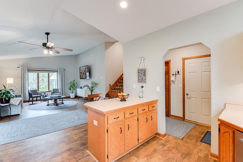 525 7th Ave NW, Forest Lake, MN 55025