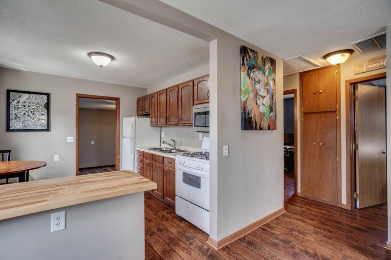 10931 4th St NE, Blaine, MN 55434