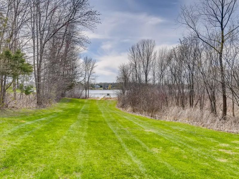 25582 E Comfort Dr, Chisago City, MN 55013