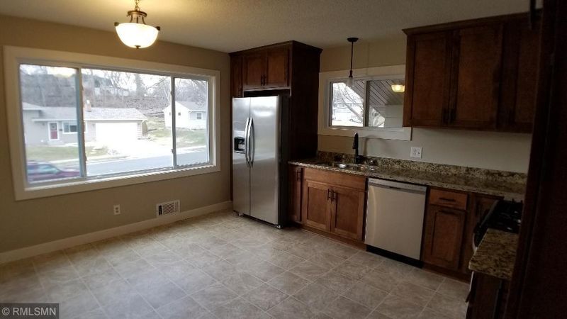 3811 75th St E, Inver Grove Heights, MN 55076