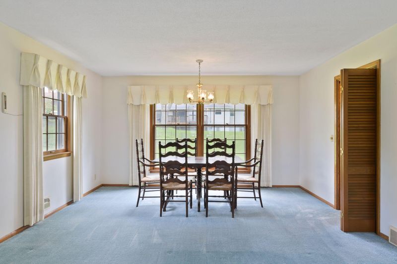 9401 Sheridan Ave S, Bloomington, MN 55431