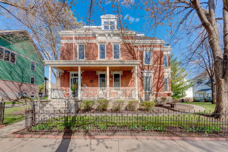 398 Duke St #C, Saint Paul, MN 55102