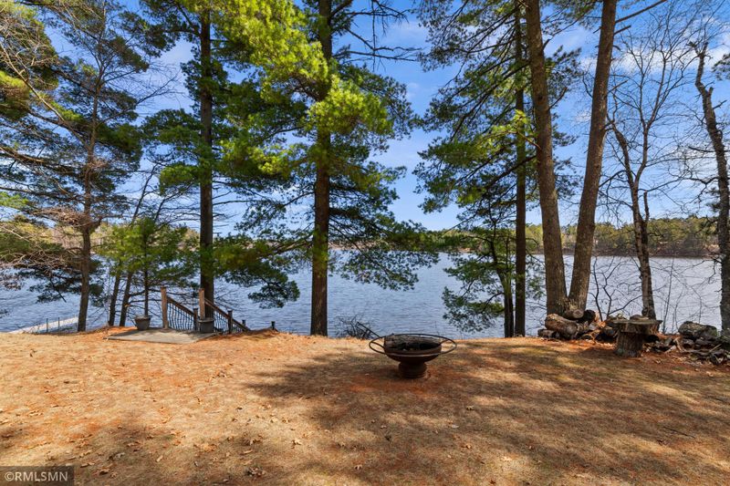 1615 Portview Rd, Nisswa, MN 56468