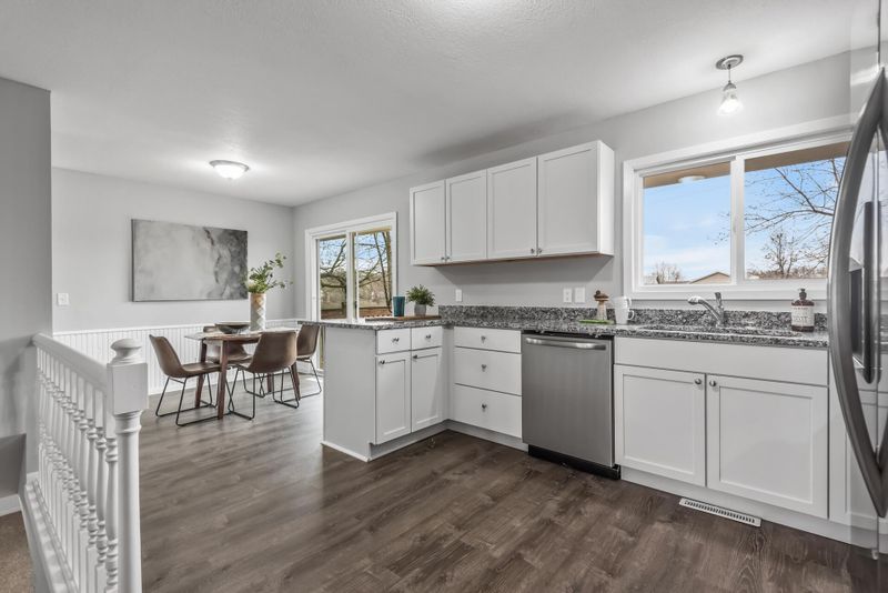 4151 W 134th St, Savage, MN 55378