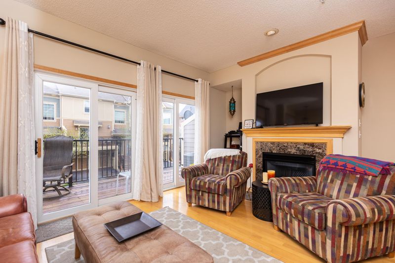15587 Dwellers Way #1004, Apple Valley, MN 55124