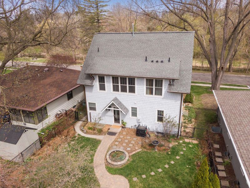 2905 W 54th St, Minneapolis, MN 55410