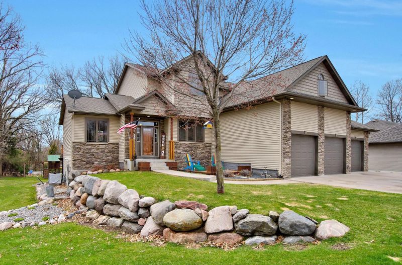 13629 Susan Cir, Becker, MN 55308