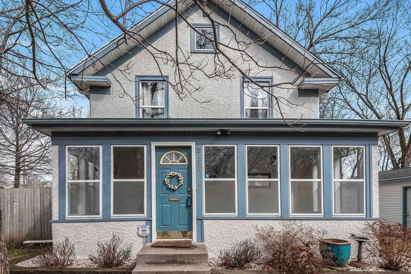 2126 Upton Ave N, Minneapolis, MN 55411