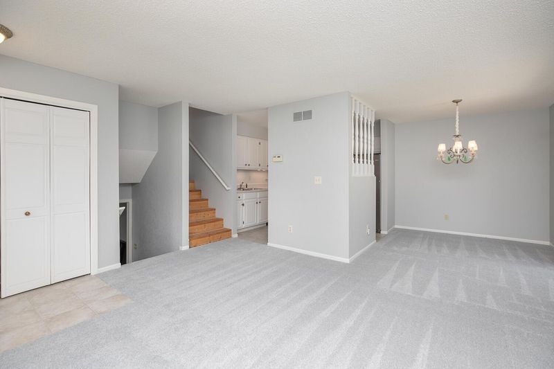 8 Conner Cir SW, Rochester, MN 55902