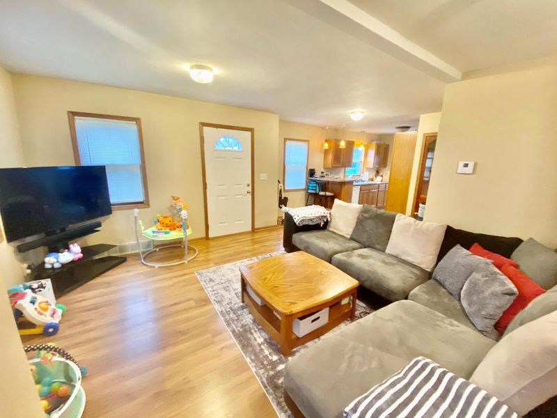 523 Morningside Dr, Worthington, MN 56187