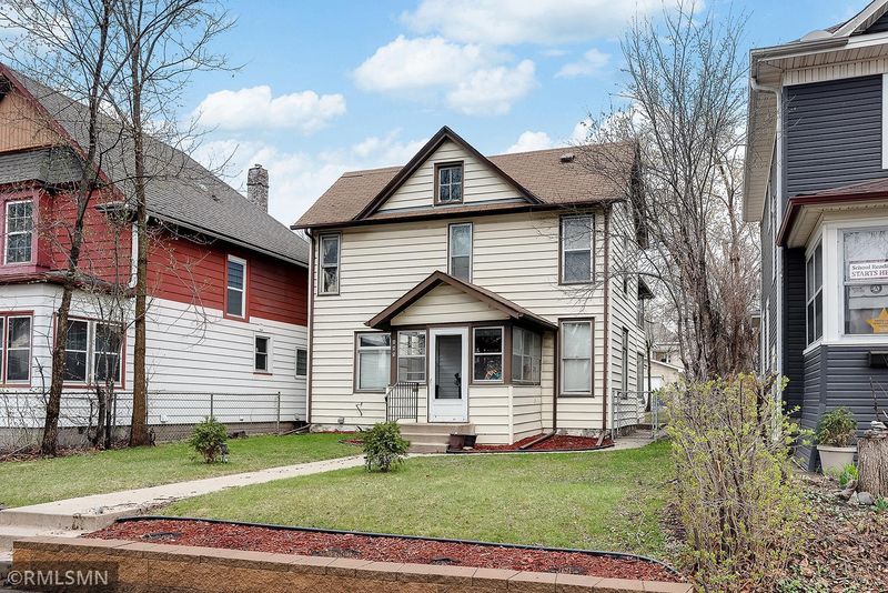 885 Fuller Ave, Saint Paul, MN 55104