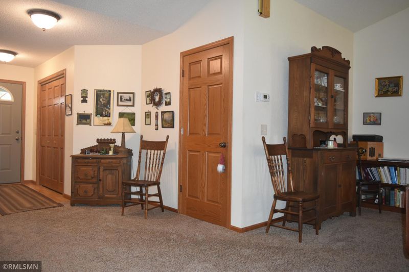 508 A Barry Ave, Hinckley, MN 55037