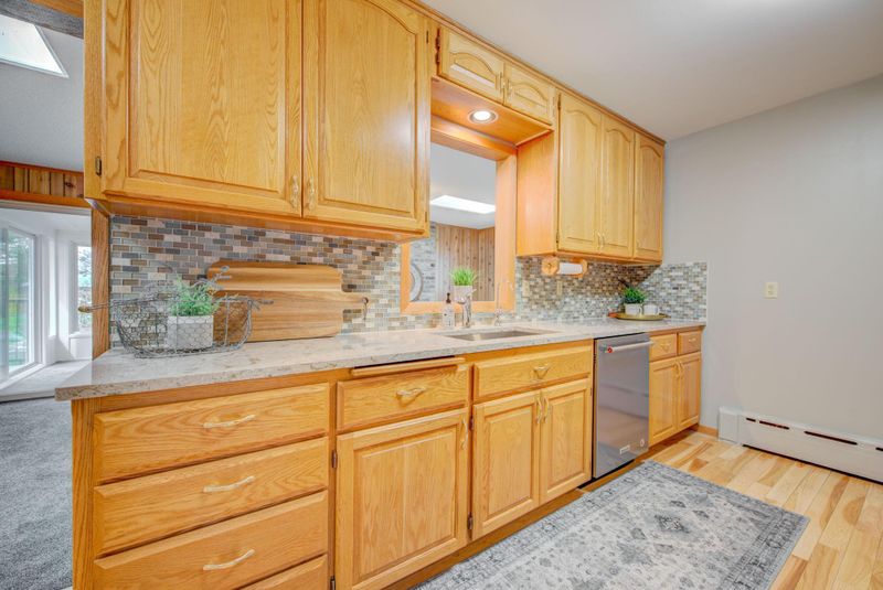 2841 Burnside Ave, Eagan, MN 55121
