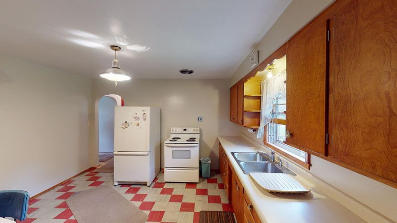 205 Wisconsin Ave, Cochrane, WI 54622
