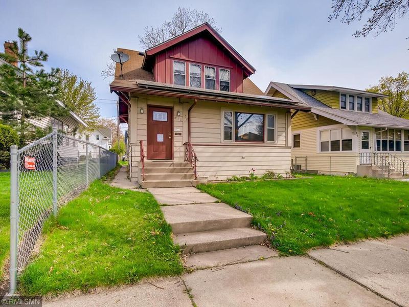 833 Fuller Ave, Saint Paul, MN 55104