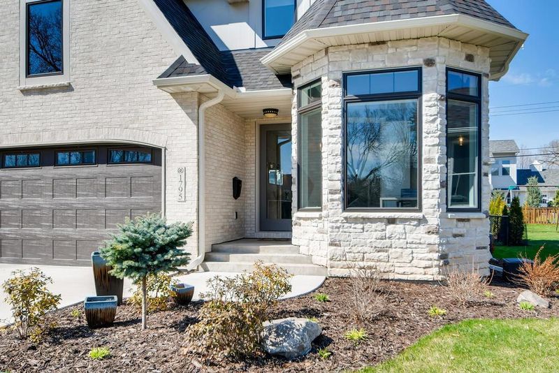 1795 Beechwood Ave, Saint Paul, MN 55116