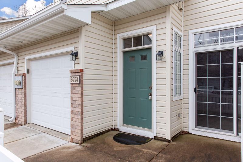 3774 Vermilion Ct S #307, Eagan, MN 55122