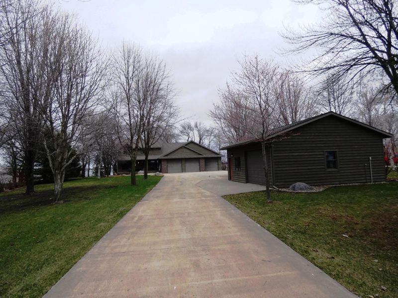 66 Pioneer Trl, Garvin, MN 56132