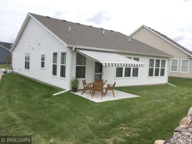 8289 Oakview Ct N, Maple Grove, MN 55369