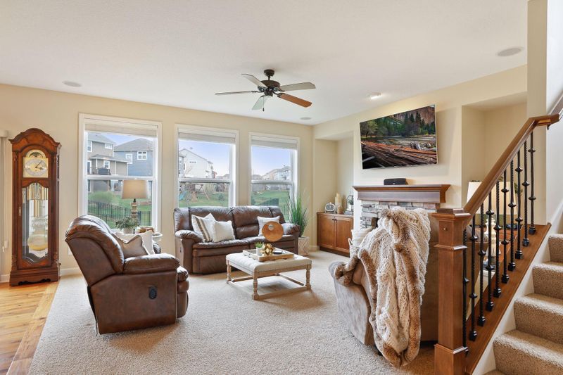 3414 Ridgestone Way, Woodbury, MN 55129