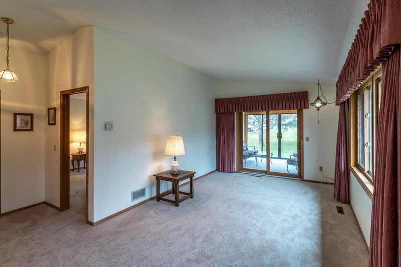 11584 88th Ave N, Maple Grove, MN 55369
