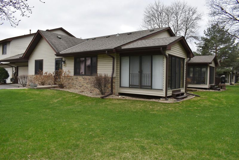11584 88th Ave N, Maple Grove, MN 55369