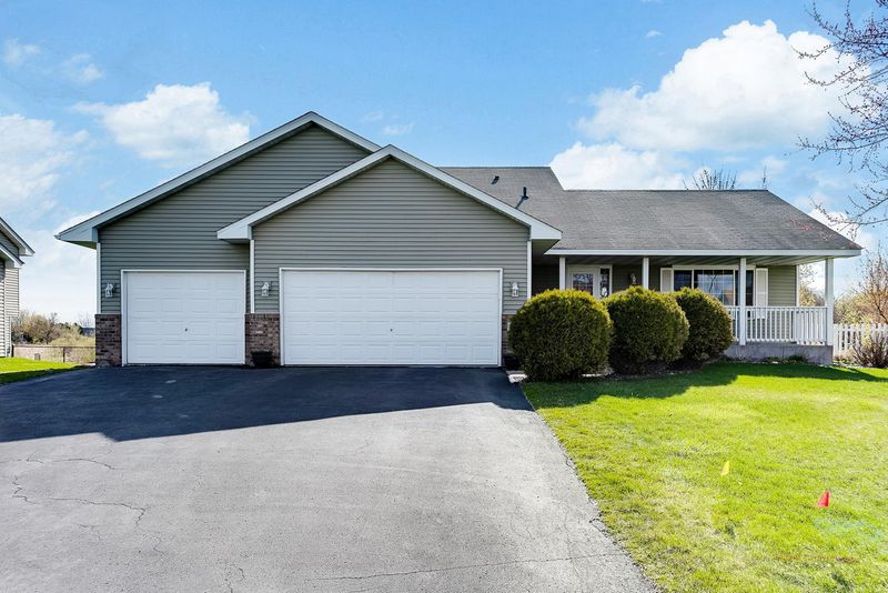 5120 Kahl Ave NE, Albertville, MN 55301