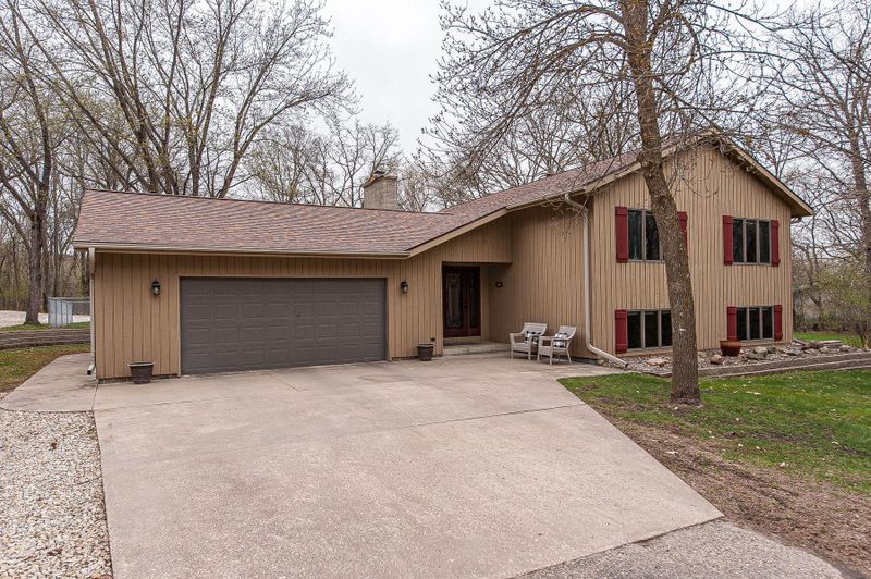 2089 Timberidge Ln SE, Rochester, MN 55904