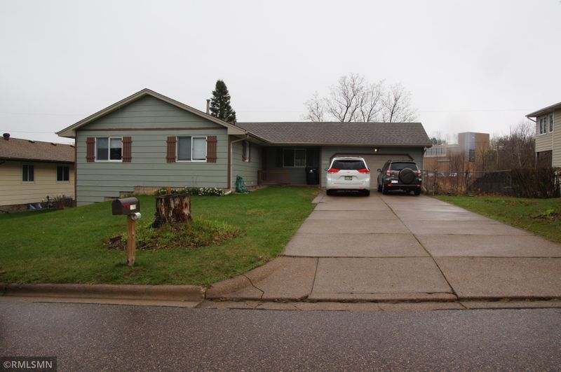 1780 Ruth St, Maplewood, MN 55109