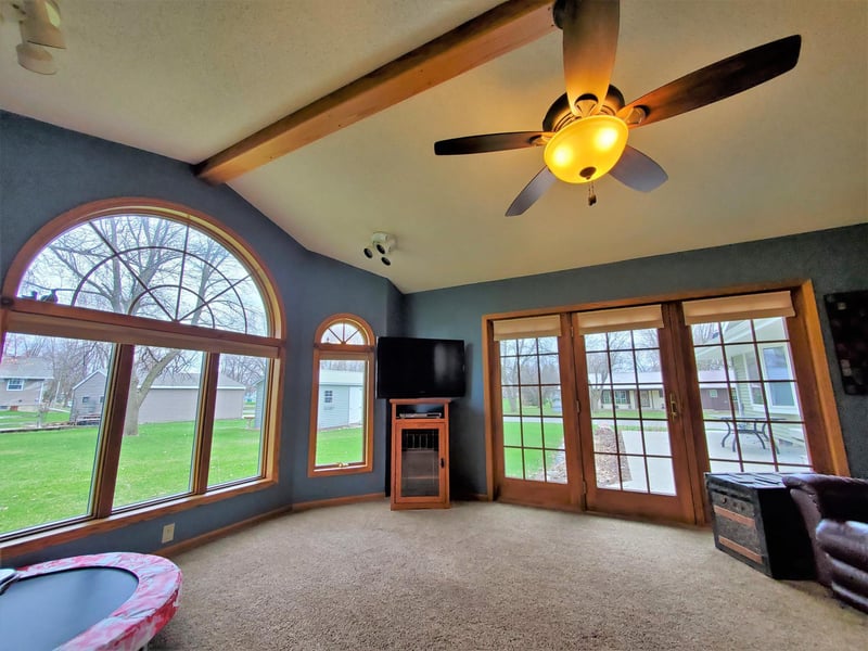 300 Freedom Ln, Danube, MN 56230