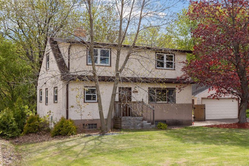 3874 E County Line N, White Bear Lake, MN 55110