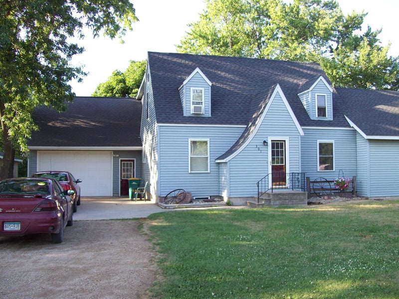 301 E Duroe St, Jeffers, MN 56145