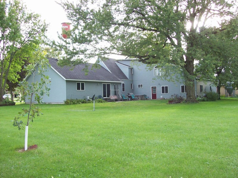 301 E Duroe St, Jeffers, MN 56145
