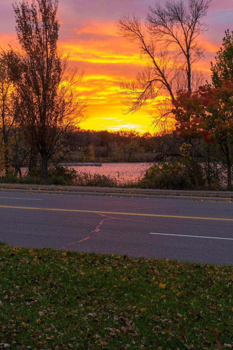 997 Como Blvd E, Saint Paul, MN 55103