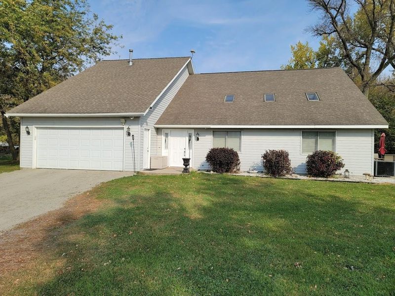 9410 Highway 71 S, Willmar, MN 56201