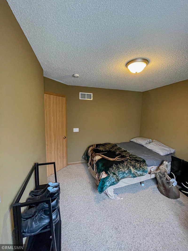 7037 Quantrelle Ave NE, Otsego, MN 55330